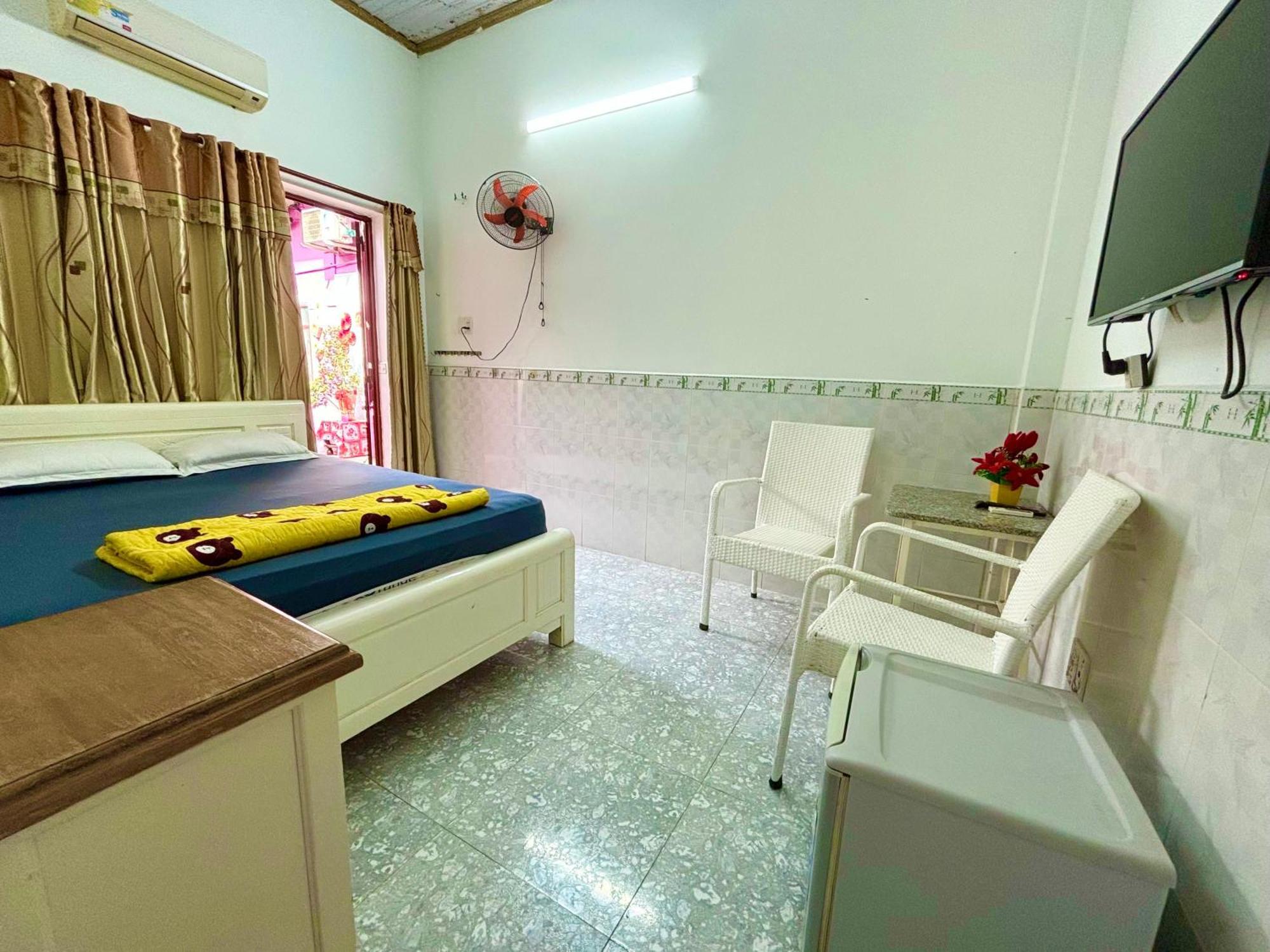 Thuy Hang Motel Long Hai Exteriör bild